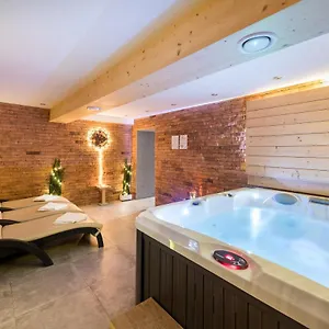 Apartmanhotel Jarosta & Spa, Ac -free Parking Zakopane