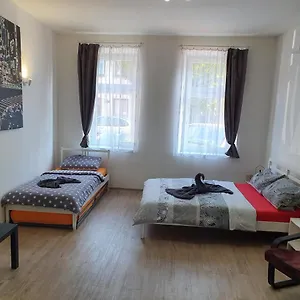Skorkovskeho Business Apartman